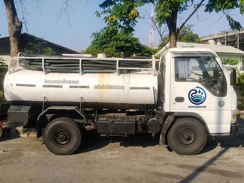 ดูดส้วมกรุงเทพ โดยนพเซอร์วิส